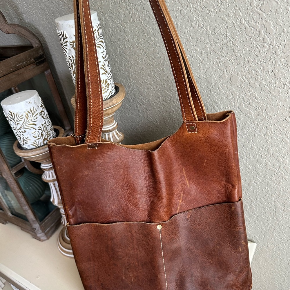 Pioneer Woman leather tote - Picture 3 of 6